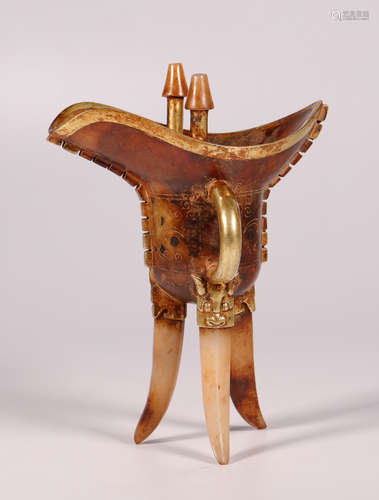 A Han Gold-Inlaid Tripod Wine Vessel, Jue