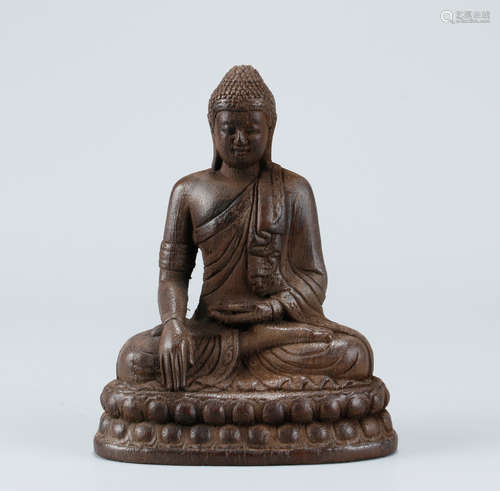 Qing Chenxiang Carved Buddha Shakyamuni