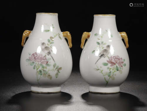 PAIR FAMILLE ROSE GLAZE DOUBLE EAR VASE