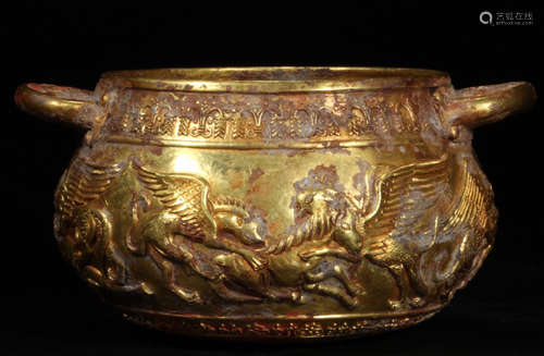 A GOLD CASTED FLORAL PATTERN CENSER