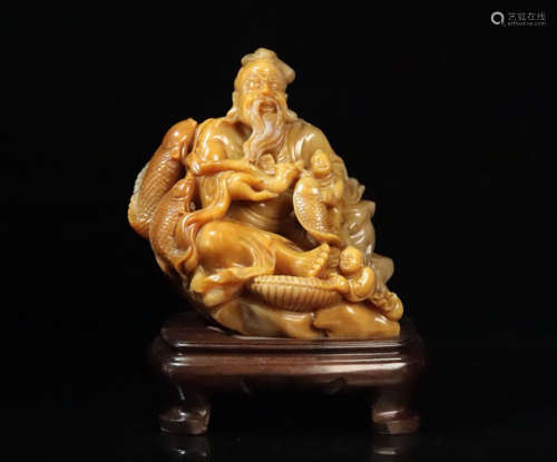 A TIANHUANG STONE CARVED FIGURE SHAPED ORNAMENT