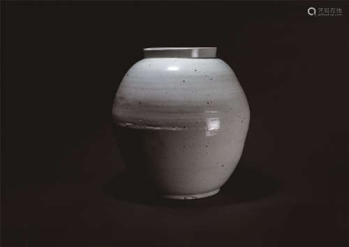 十八世紀 李朝白瓷月亮罐