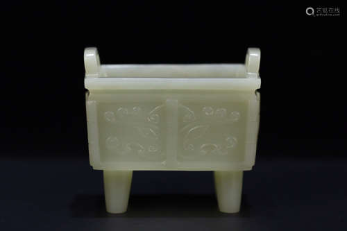 A SMALL PIANO HETIAN JADE CENSER