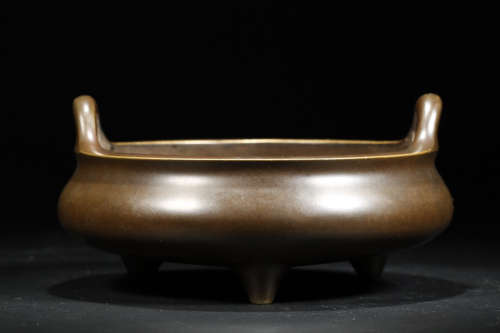 A CHONGTIAN BRIDGE EARS THREE LEGS CENSER WITH KANG XI MARK