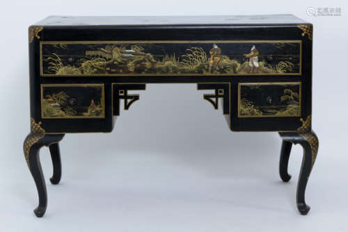 Antieke chinoiserie-bureau in 