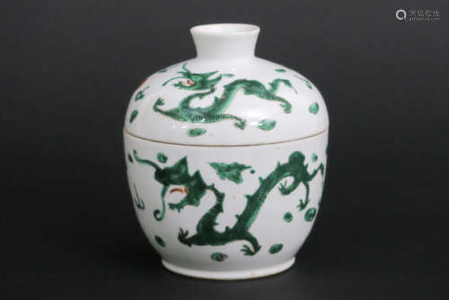 Chinese gedekselde bowl in gemerkt porselein met een drakendecor - hoogte : 15 cm [...]