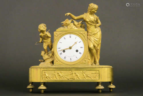 ARMINGAUD PARIS negentiende eeuwse neoclassicistische klok in gedoreerde brons [...]