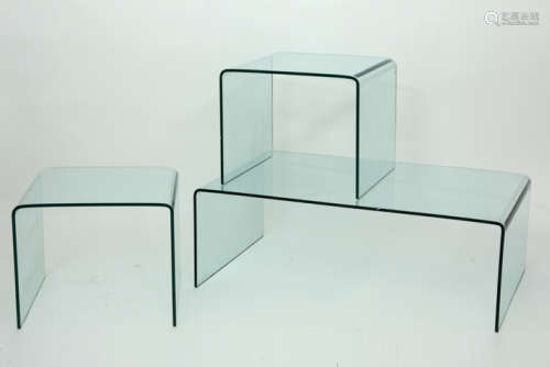 Set van drie seventies' design-salontafels in glas - - seventies' set of three [...]