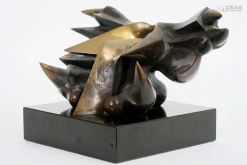 MONTEYNE ROLAND (1932 - 1993) sculptuur in brons n° 4/7 met een karakteristieke [...]