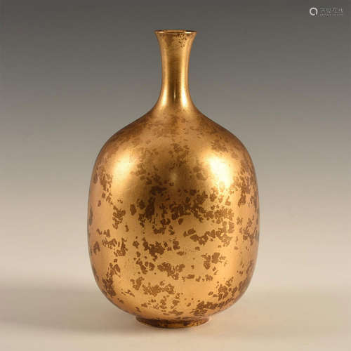 JAPANESE GILT METAL LONG NECK BOTTLE VASE