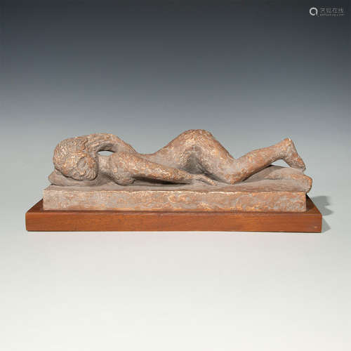 LARGE TERRACOTTA NUDE SCULTURE C.1960