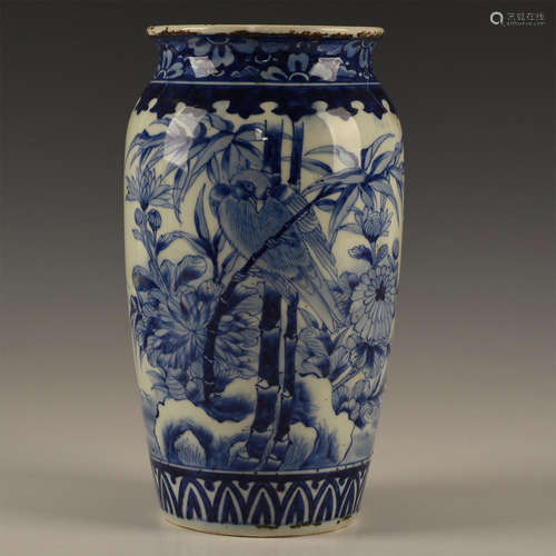 CHINESE OR JAPANESE PORCELAIN VASE, COBALT BLUE