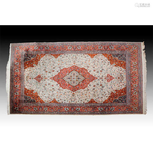 LARGE ORIENTAL RUG