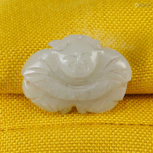 CHINESE WHITE CELADON CARVED PENDANT