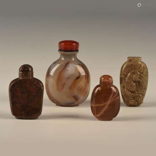 GROUP OF FOUR CHINESE SNUFF BOTTLES