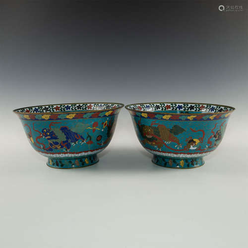 PAIR OF LARGE CHINESE CLOISONNE BOWL, FU DOGS AND DRAGONS WITH FLORA