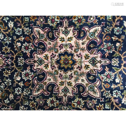 MID 20TH CENTURY TURKISH ARABIAN STYLED RUG