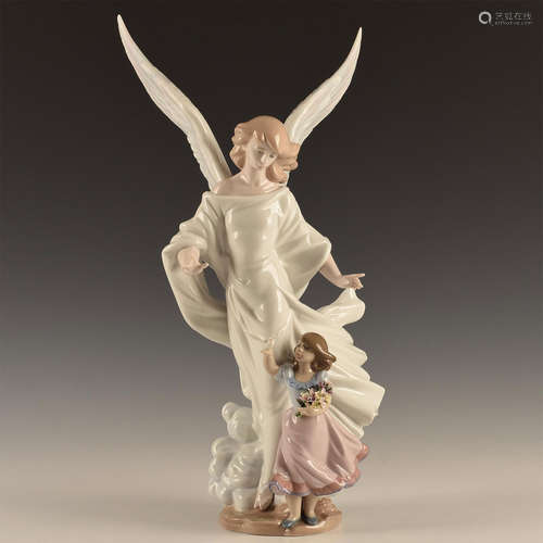 LLADRO FIGURINE GUARDIAN ANGEL