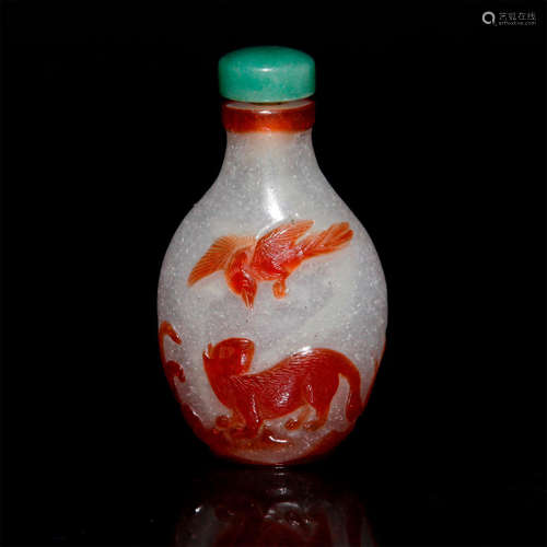 CHINESE PEAR SHAPED PEKING GLASS SNUFF BOTTLE