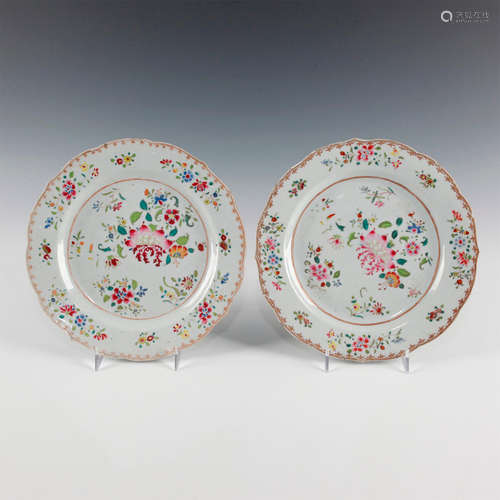 PAIR OF TWO 18TH C CHINESE FAMILLE ROSE LIKE DINNER PLATES BRIGHTLY COLORED FLORAL