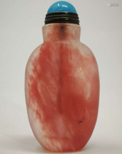 A PEKING GLASS SNUFF BOTTLE (C)