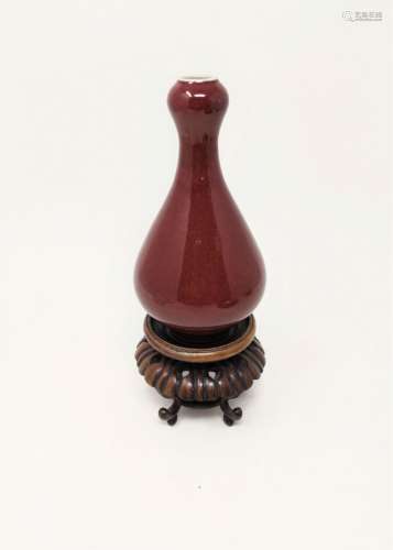 A CHINESE FLAMBE GLAZED VASE