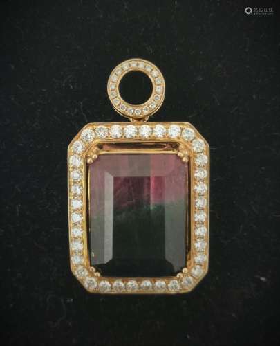 A STUNNING PENDANT MADE OF TOP QUALITY TOURMALINE