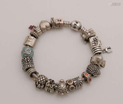 Silver Pandora bracelet, 925/000, with 21 charms, one