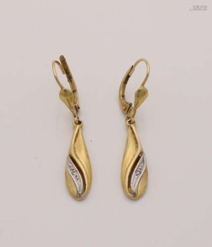 Yellow gold earrings, 585/000. Brisures with a