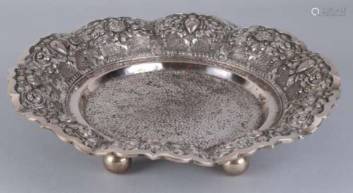 Djokja silver dishes, bowl and thimble, 800/000. Large