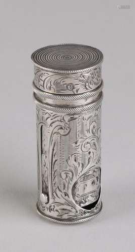 Special extendable silver lacquer holder with