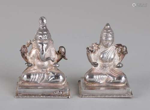 Cassette with 2 sacred Indian figures from silver, BWG,