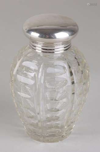 Cut crystal tea caddy with almond sharpening and an