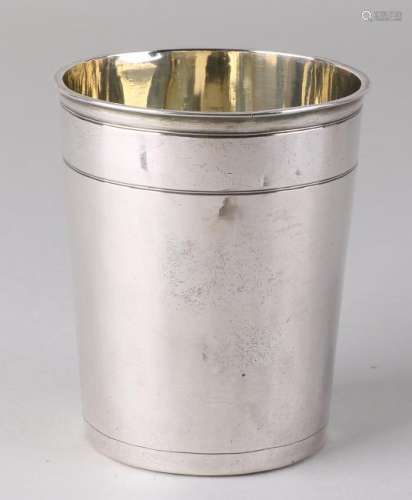Antique silver cup cylindrical with double fillet edge.