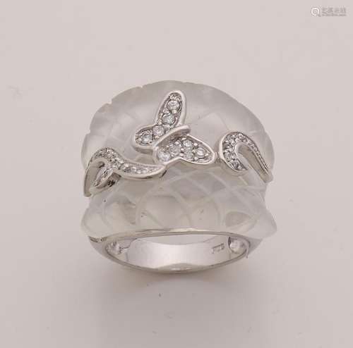 Large silver ring, 925/000, with carved rock crystal