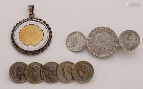 Lot of silver jewelry with coins: 2 brooches made from