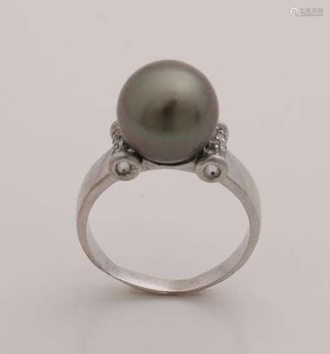 White gold ring, 800/000, Portuguese, with pearl and