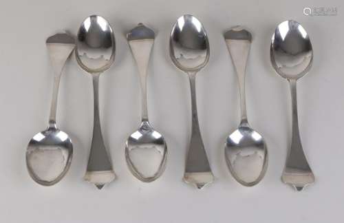 Six silver antique spoons, with a needle with comb and