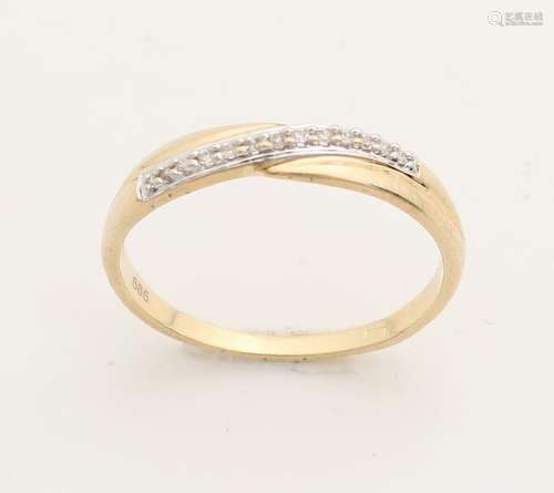 Yellow gold ring, 585/000, with 13 octagonal cut