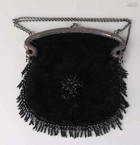 Silver purse, 833/000, fine model with swan heads