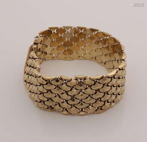 Very wide gold bracelet, 585/000. A pen bracelet with