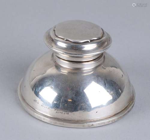 Silver inkwell, 925/000, round model with rim and a