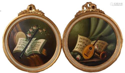 Ventura. 20th century. Two old oval paintings. Still