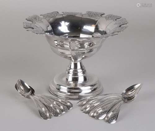 Large silver sugar bowl with spoons, 833/000, round