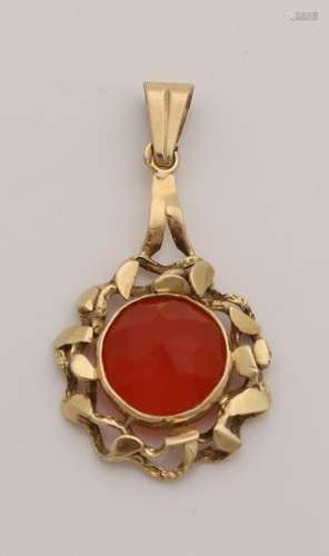 Yellow gold pendant, 585/000, with carnelian. Pendant