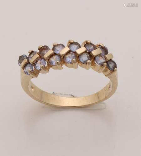 Ring, 375/000, with 2 rows of light blue round faceted