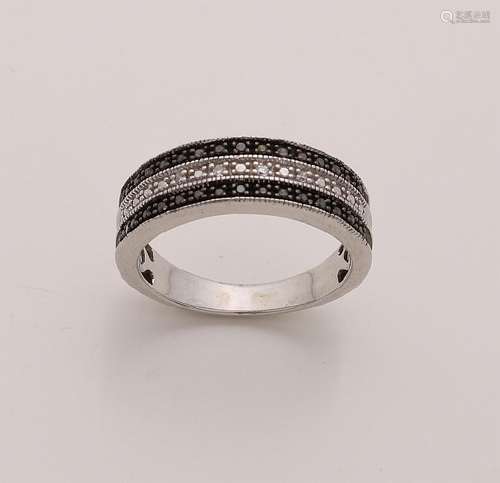 Wide silver ring, 925/000, with 3 machined bands, the