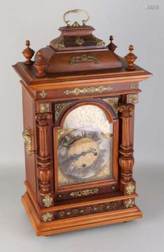 Very large German walnut Gründerzeit table clock with a
