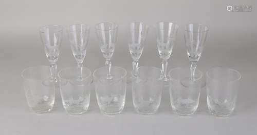 Lot of twelve crystal glasses. All glasses have