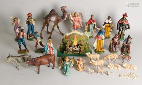 Extensive Italian nativity set. Circa 1980. Paper mache